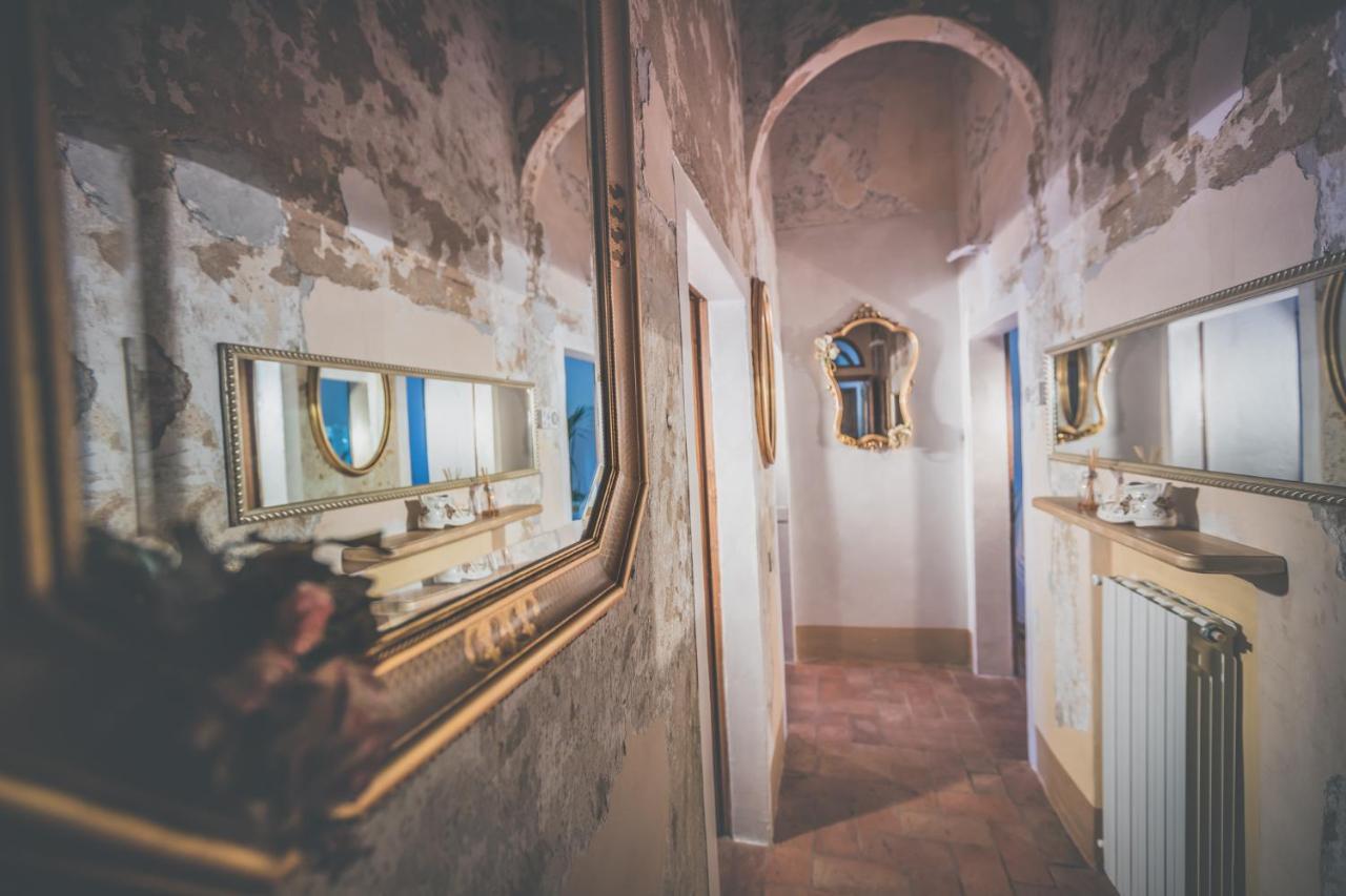Sant'Alberto Campiglia dʼOrcia Buitenkant foto