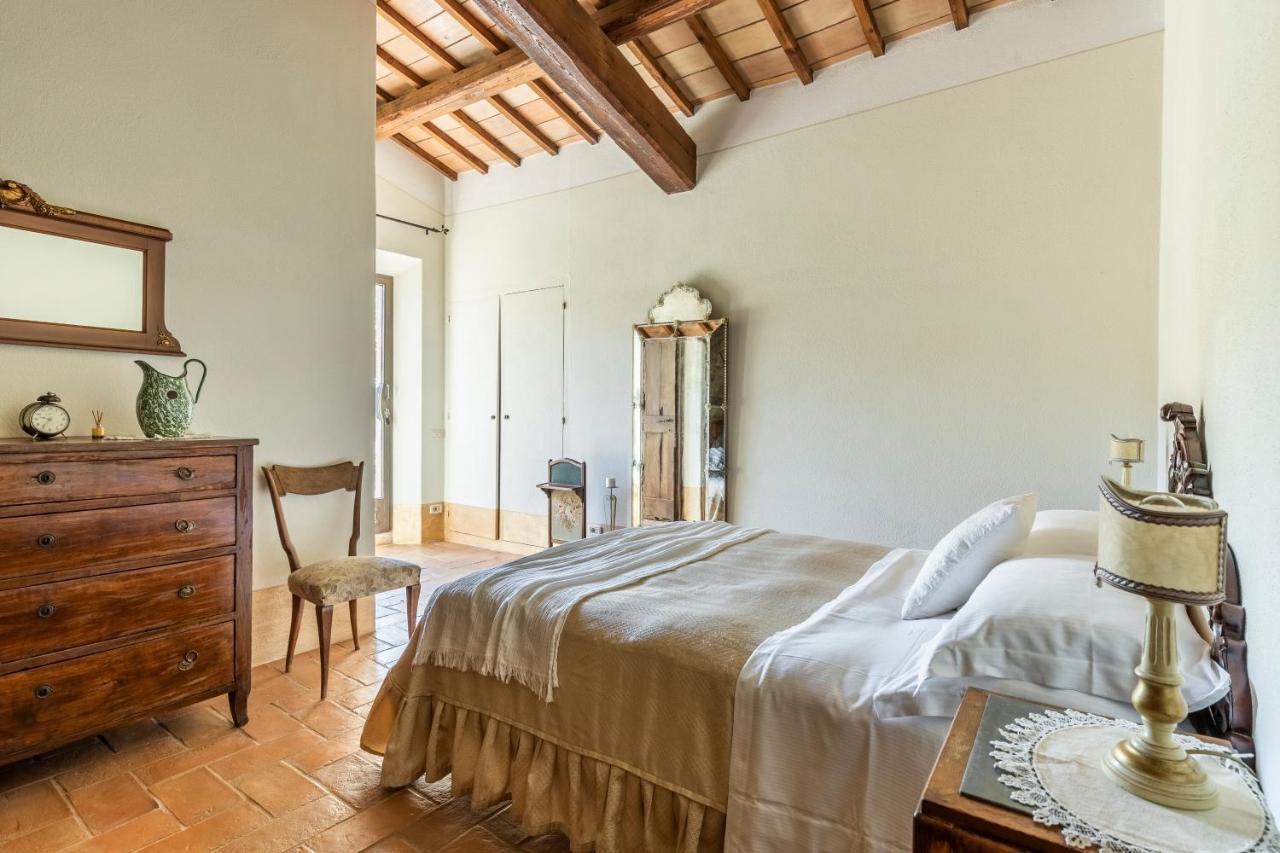 Sant'Alberto Campiglia dʼOrcia Buitenkant foto