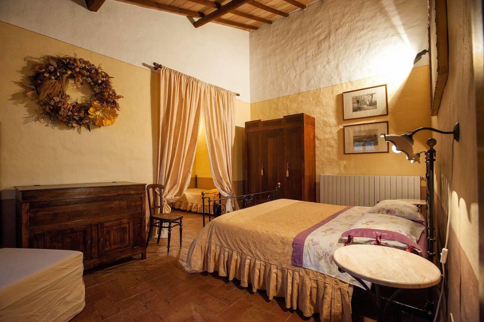 Sant'Alberto Campiglia dʼOrcia Buitenkant foto