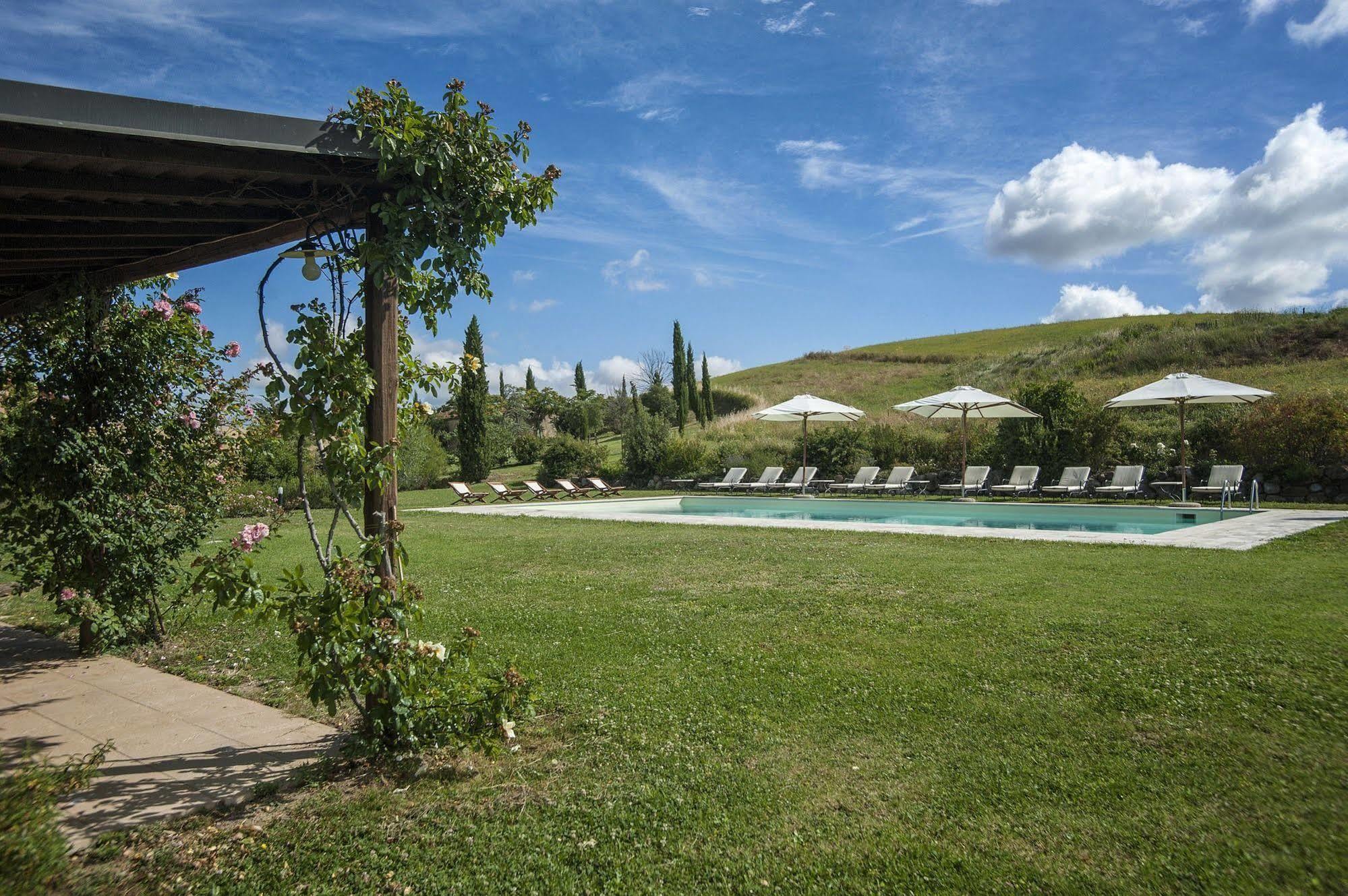 Sant'Alberto Campiglia dʼOrcia Buitenkant foto